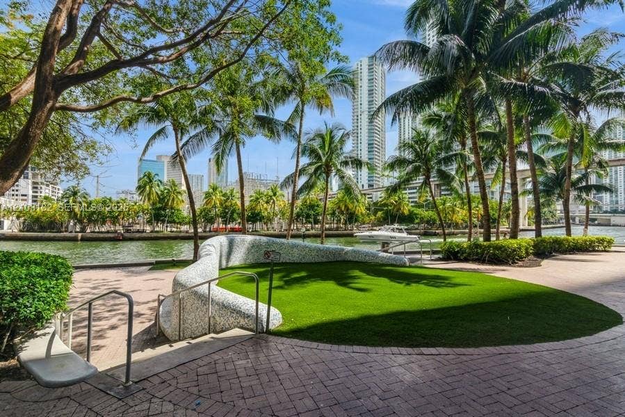 185 SW 7th Street, #703, Miami, FL 33130 Photo 14