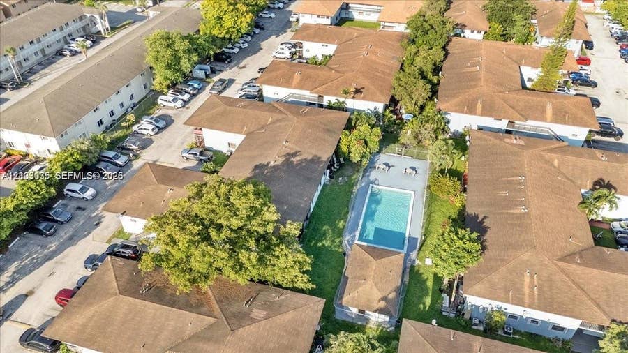 Property photo for 6283 W 24th Avenue, #206-2, Hialeah, FL