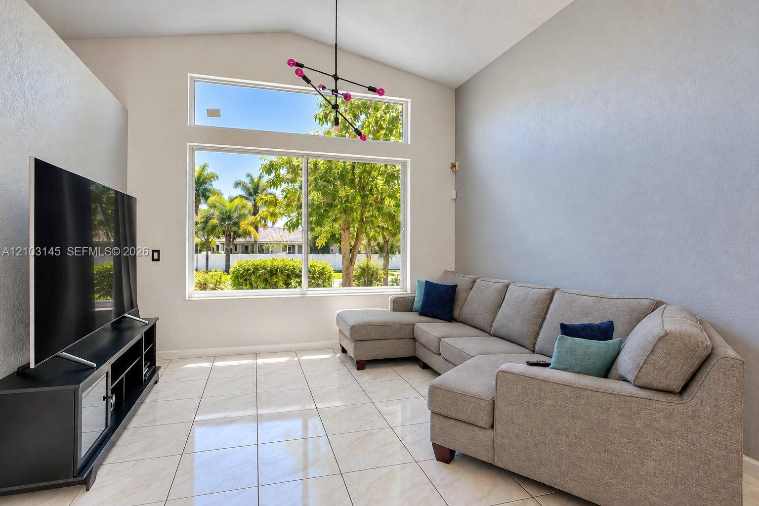 11611 SW 10th Court, Pembroke Pines, FL 33025 Photo 11