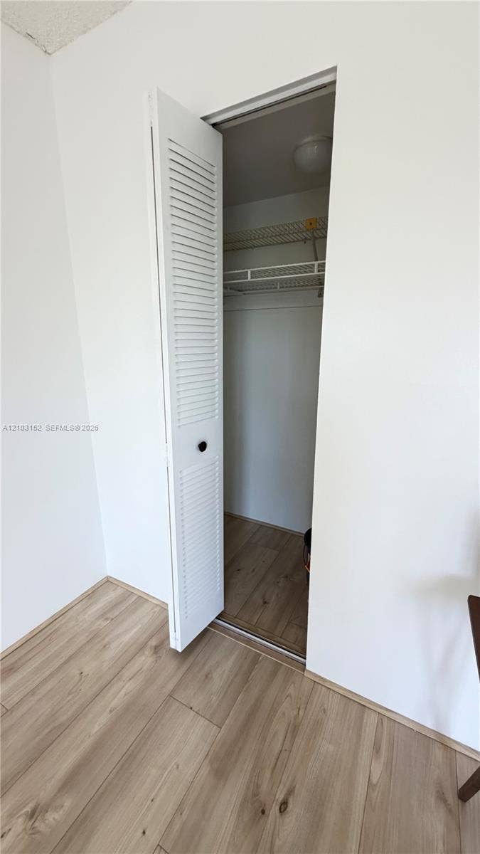 100 Bayview Drive, #217, Sunny Isles Beach, Sunny Isles Beach, FL 33160 Photo 17