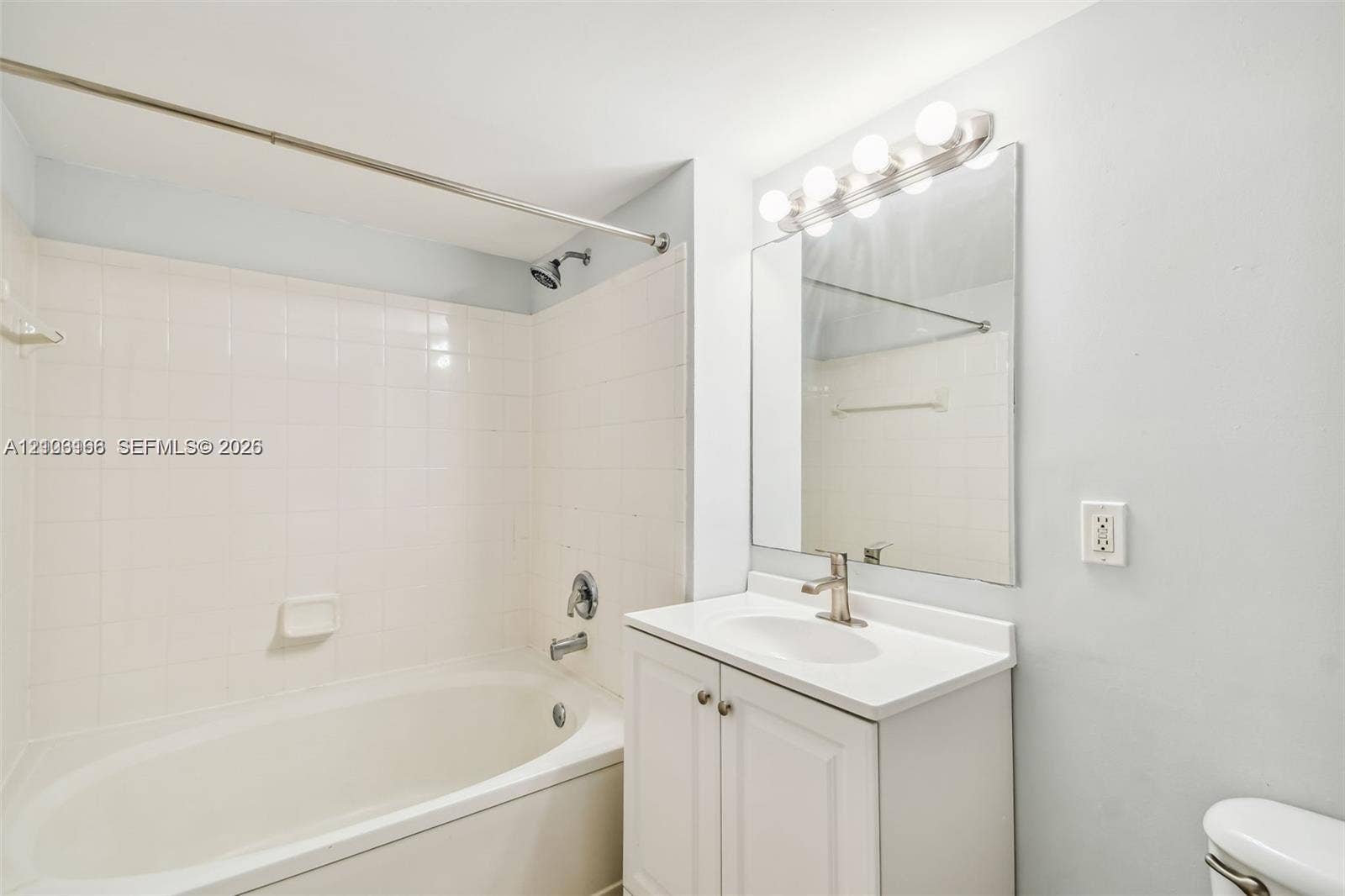 2945 NE 185th Street, #1407, Aventura, FL 33180 Photo 24