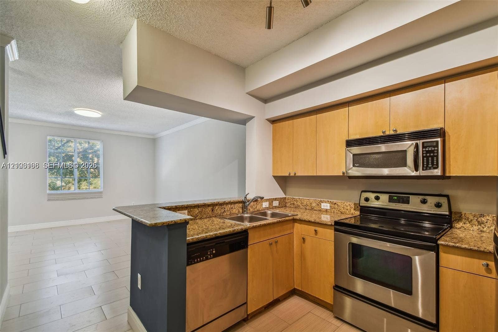 2945 NE 185th Street, #1407, Aventura, FL 33180 Photo 9