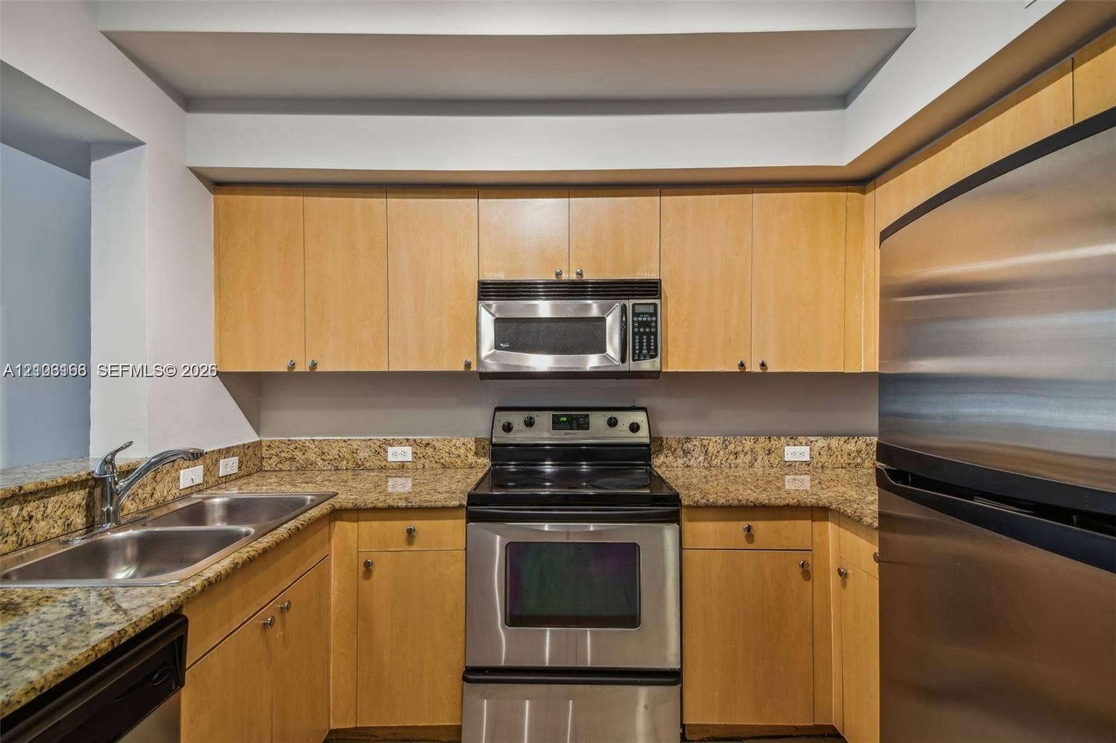 2945 NE 185th Street, #1407, Aventura, FL 33180 Photo 10