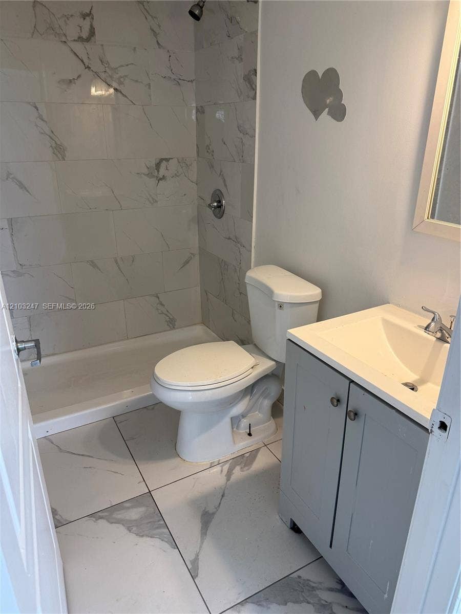 110 SE 2nd Street, #101, Hallandale Beach, Hallandale Beach, FL 33009 Photo 6