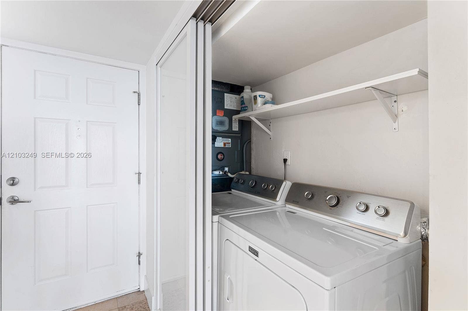 Full-sized washer & dryer
