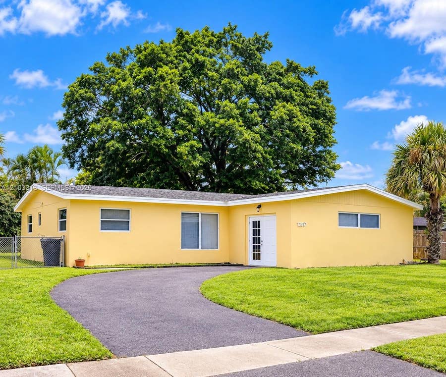 Property photo for 12217 Hillman Drive, Palm Beach Gardens, FL