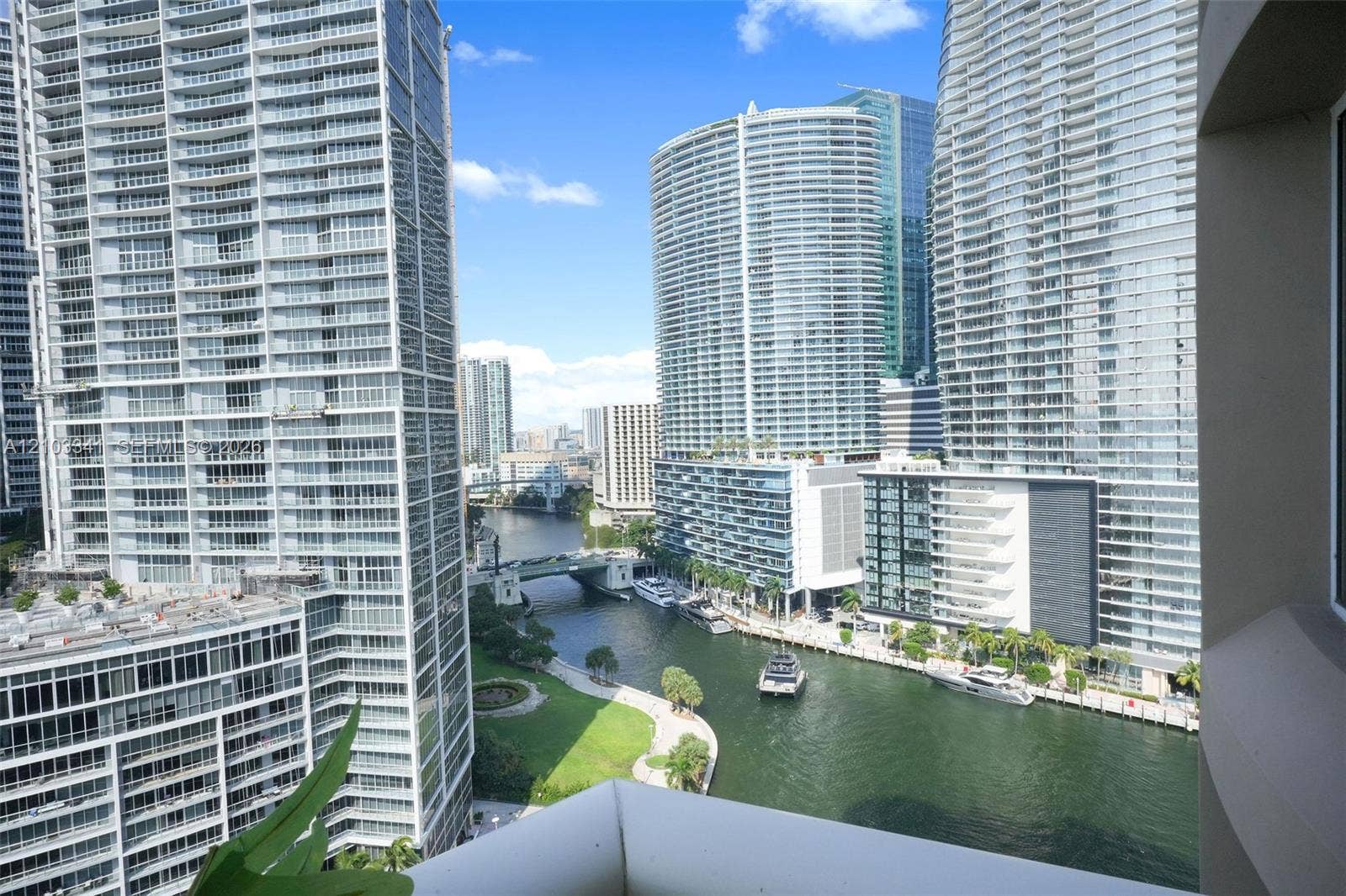 901 Brickell Key Boulevard, #2204, Miami, FL 33131 Photo 16