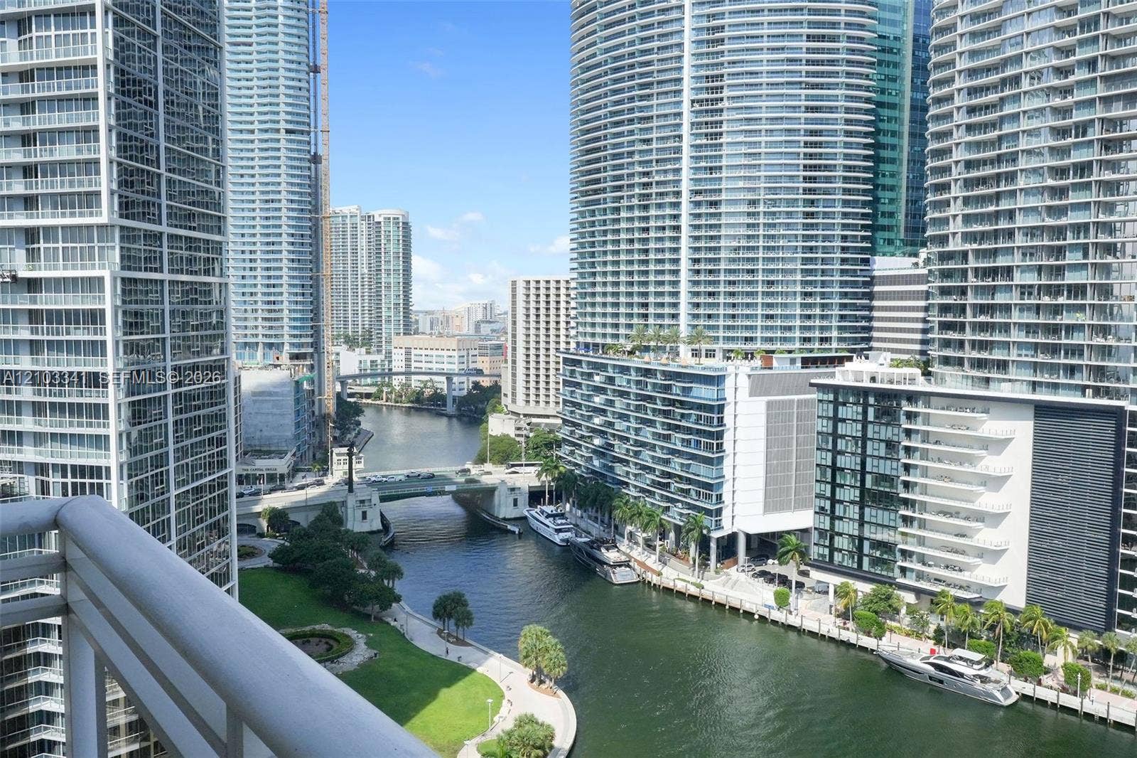 901 Brickell Key Boulevard, #2204, Miami, FL 33131 Photo 28