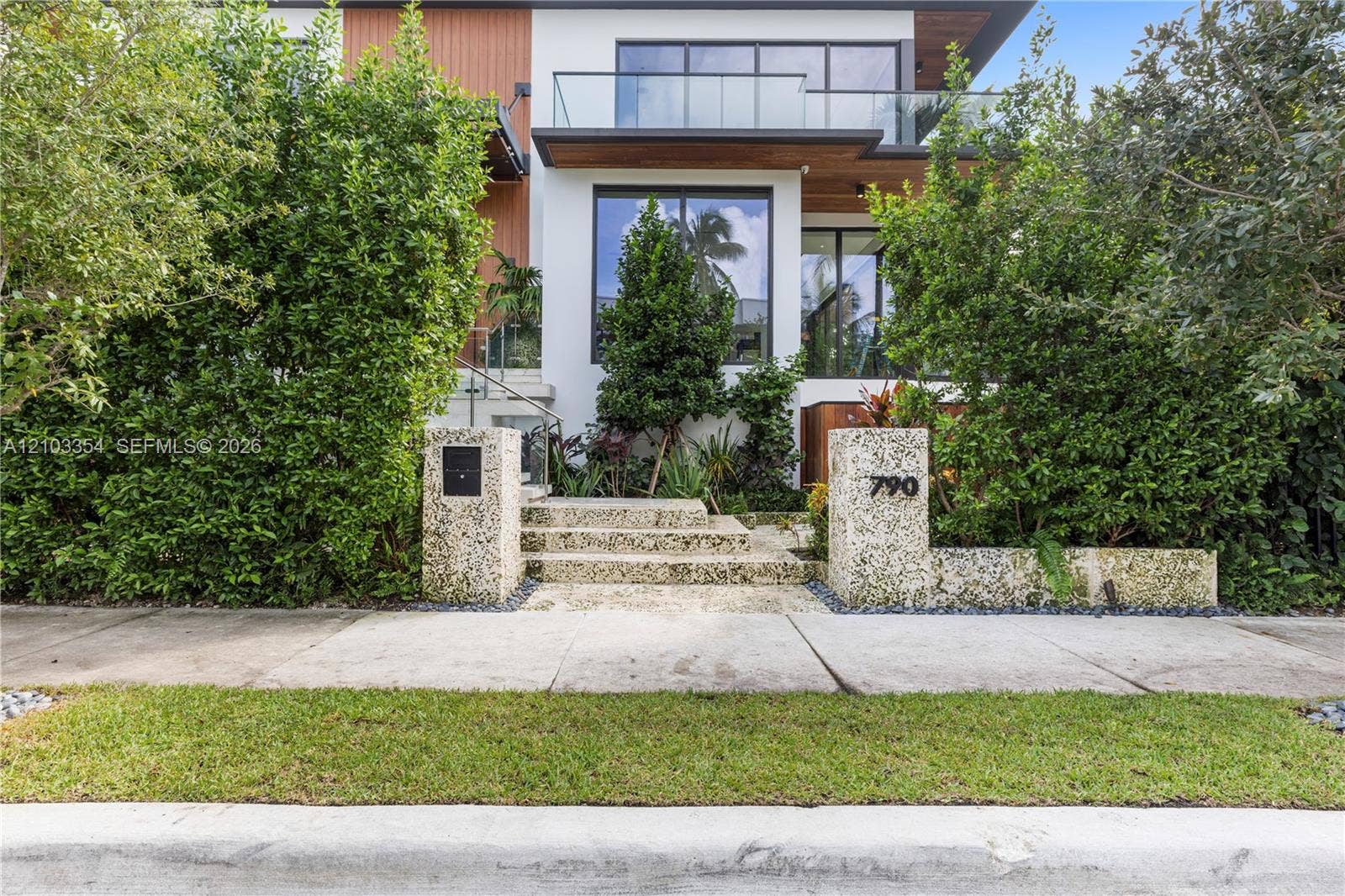790 NE 77th Terrace, Miami, FL 33138 Photo 5