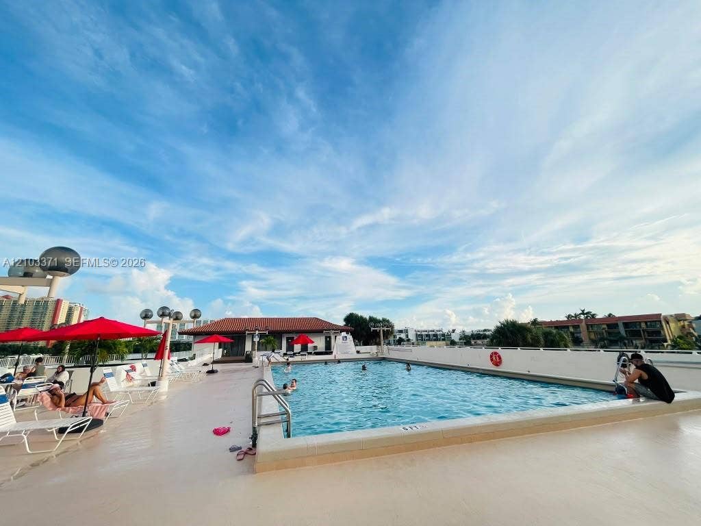 290 174th Street, #1118, Sunny Isles Beach, Sunny Isles Beach, FL 33160 Photo 31