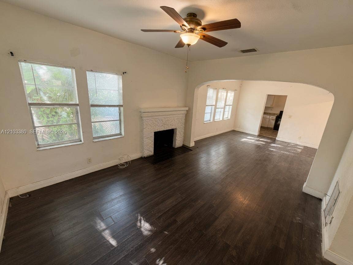 706 9th Street, West Palm Beach, FL 33401 Photo 2