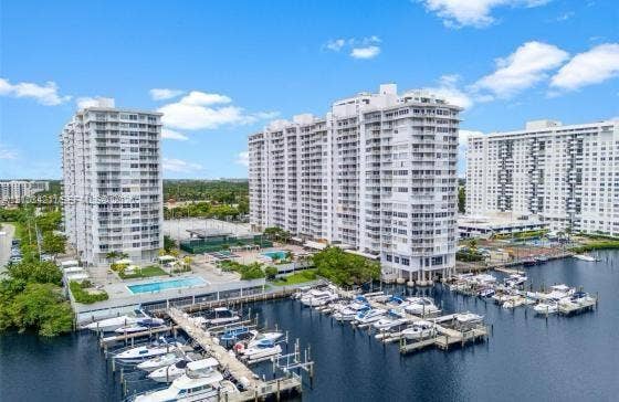Property photo for 18081 Biscayne Boulevard, #702, Aventura, FL