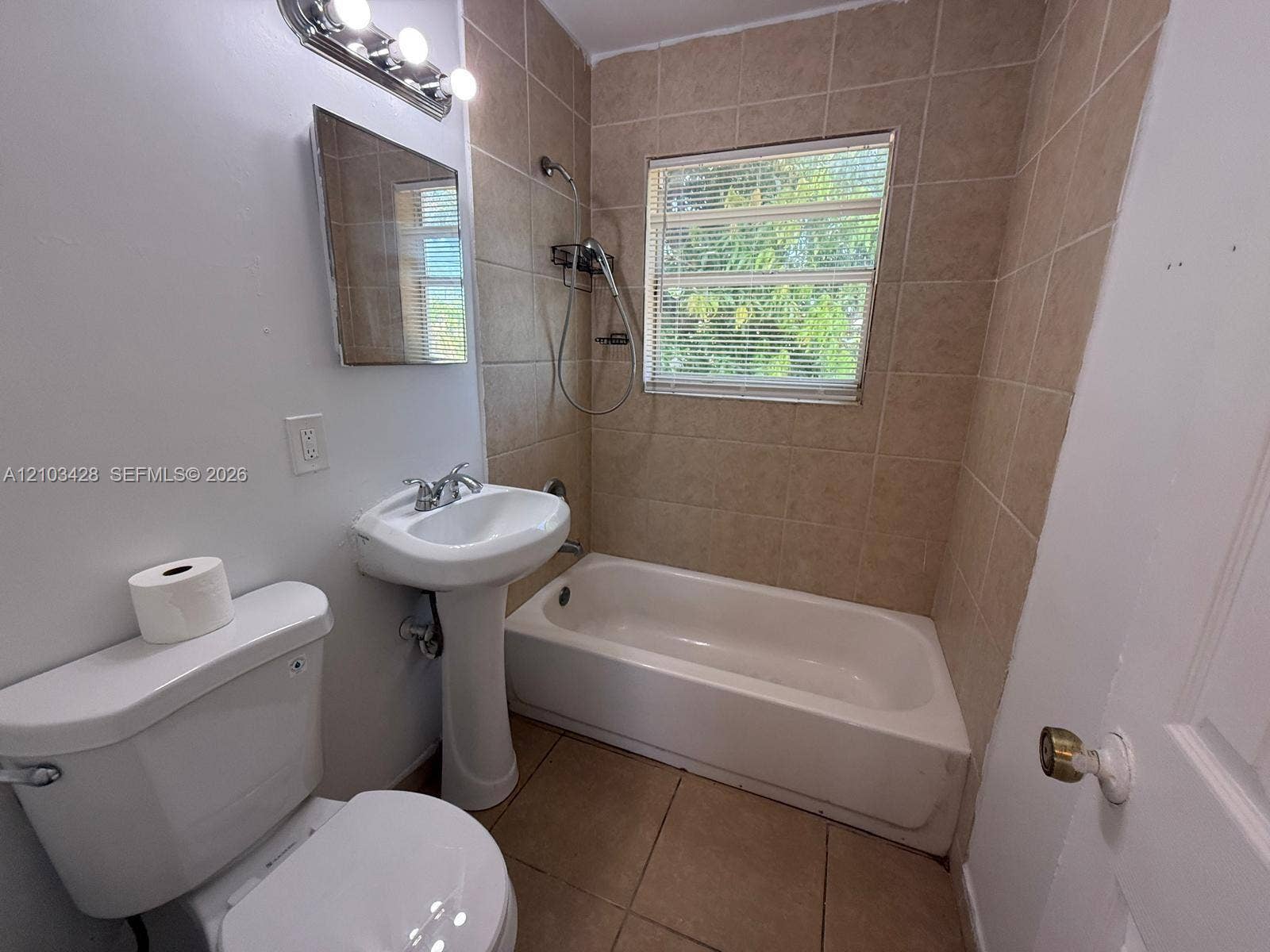 1218 W 25th Street, Riviera Beach, Riviera Beach, FL 33404 Photo 7