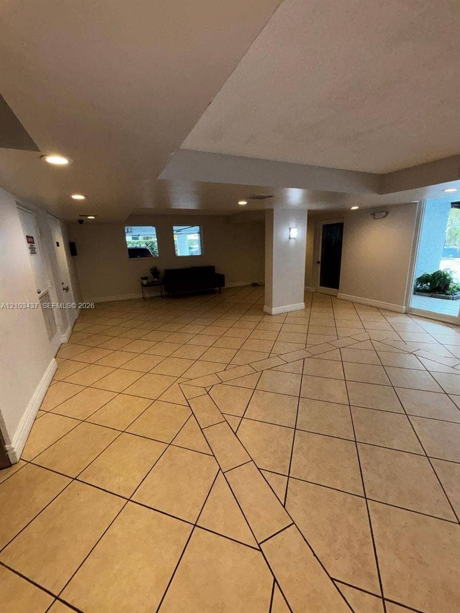 210 SW 11th Street, #208, Miami, Miami, FL 33130 Photo 2