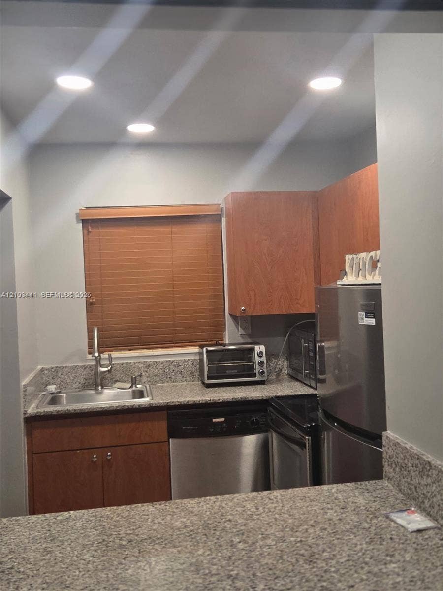 3536 NE 168th Street, #508, North Miami Beach, North Miami Beach, FL 33160 Photo 6