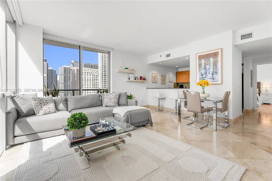 Property photo for 1060 Brickell Avenue, #2117, Miami, FL