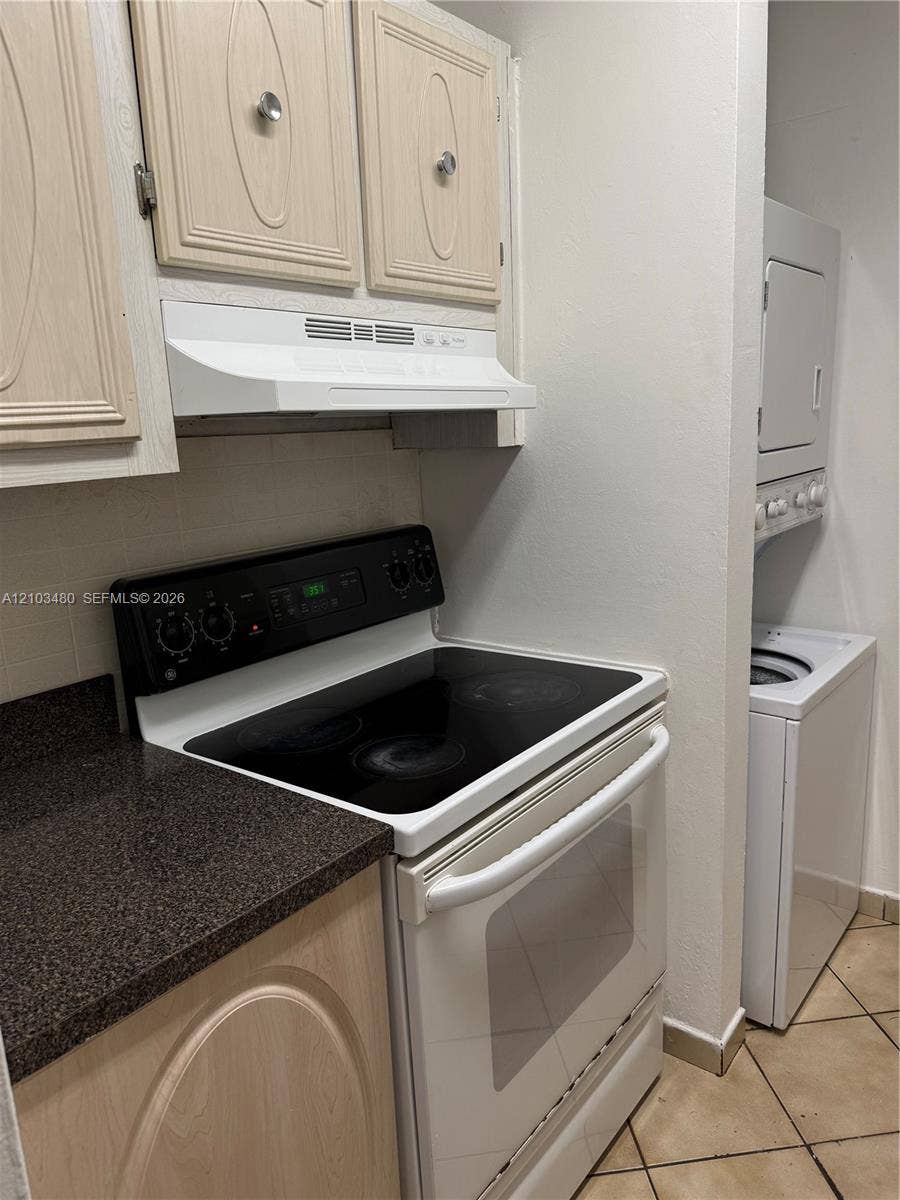 5055 NW 7th Street, #604, Miami, Miami, FL 33126 Photo 5