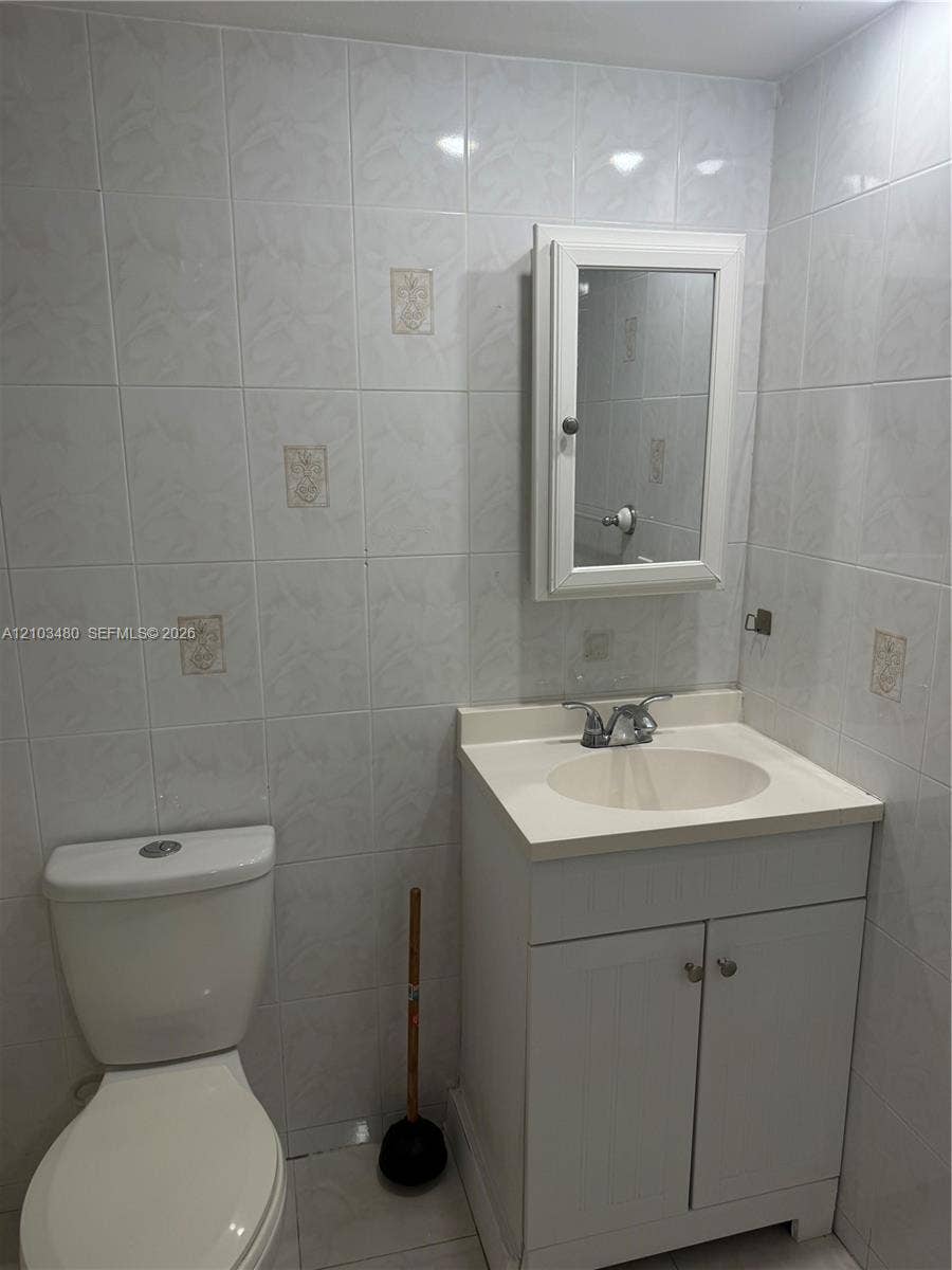 5055 NW 7th Street, #604, Miami, Miami, FL 33126 Photo 9