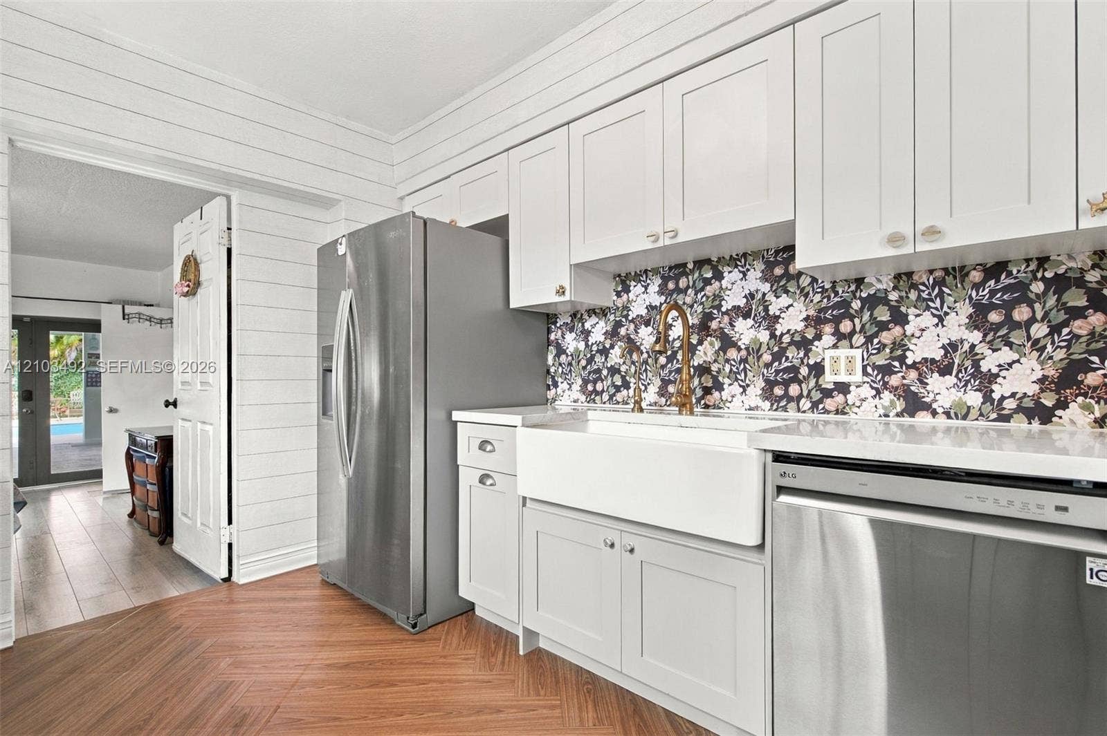 208 Iroquois Street, Miami Springs, FL 33166 Photo 10