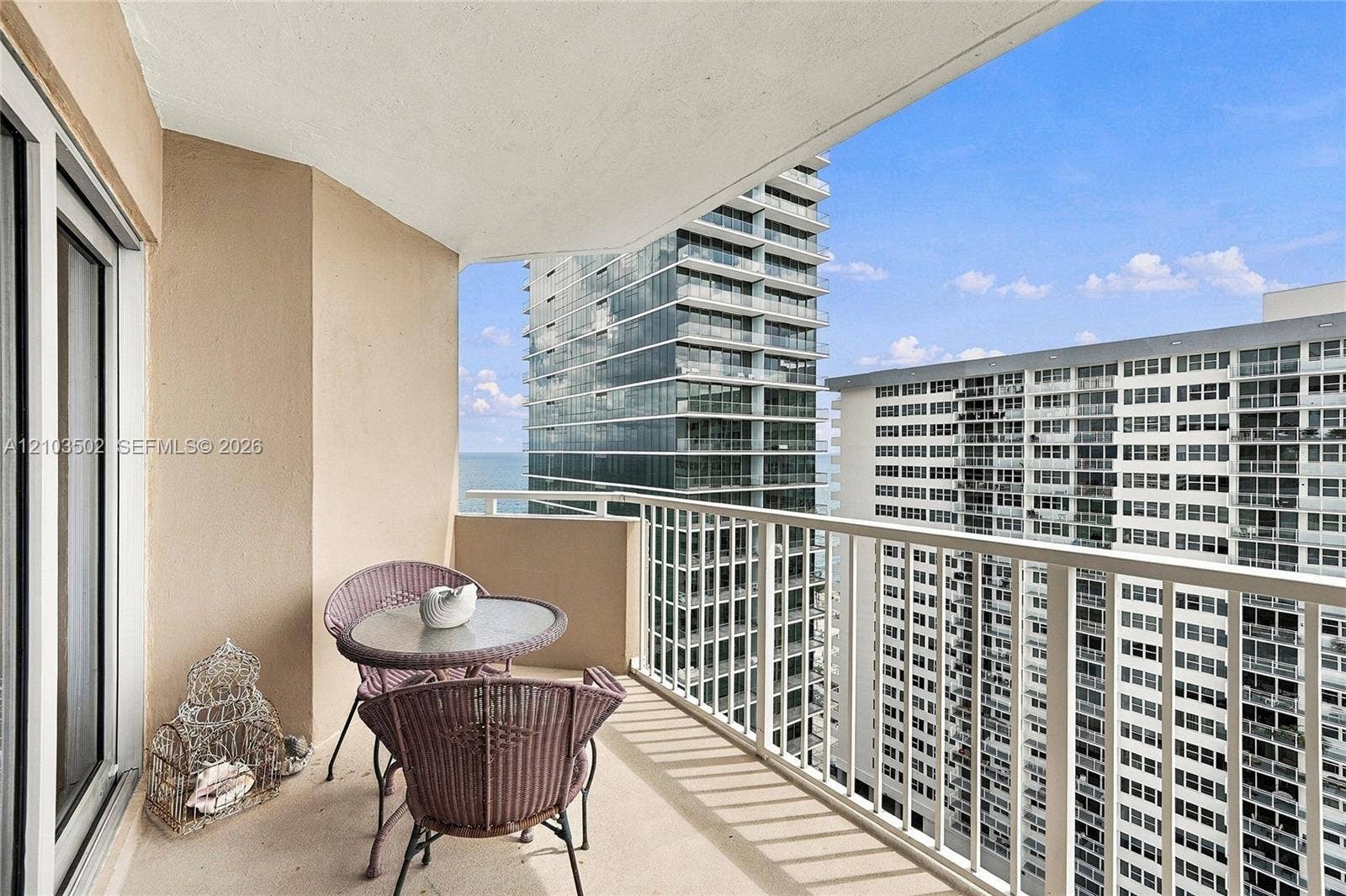 1980 S Ocean Drive, #19A, Hallandale Beach, FL 33009 Photo 12