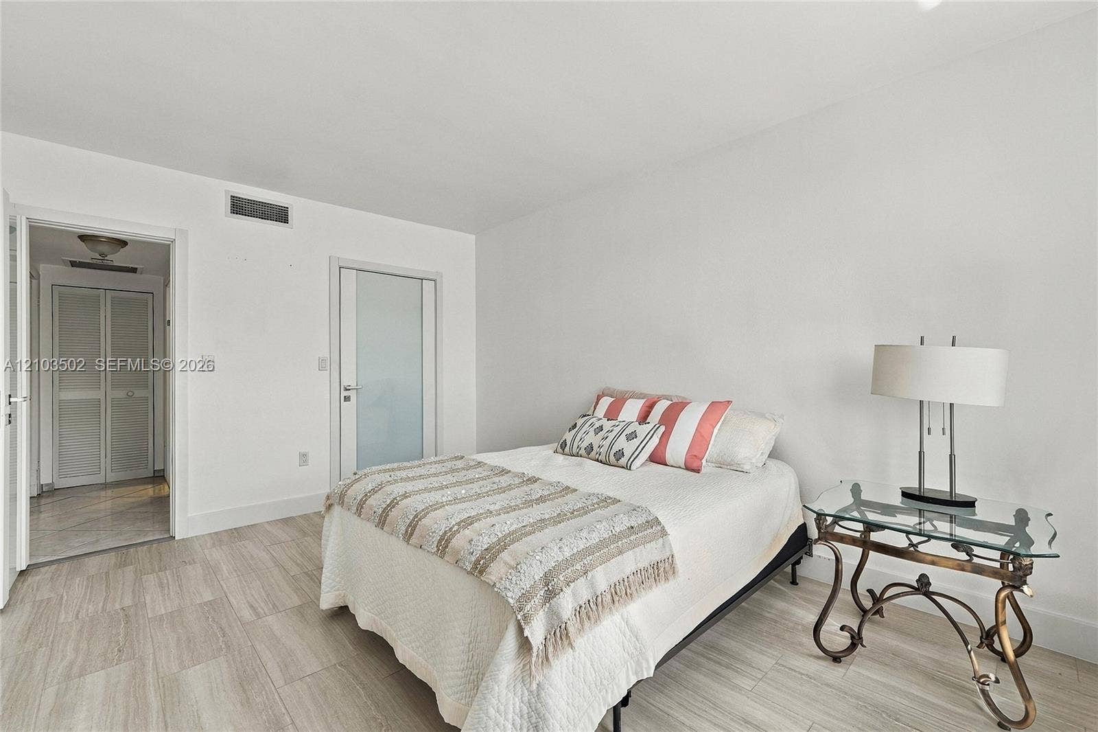 1980 S Ocean Drive, #19A, Hallandale Beach, FL 33009 Photo 10