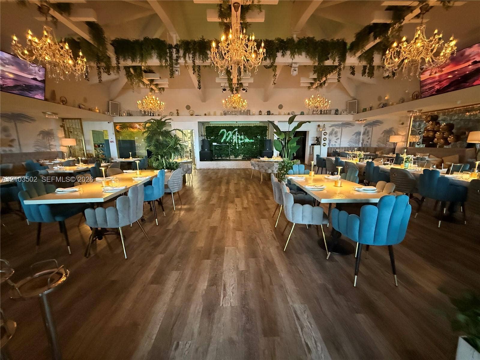 1980 S Ocean Drive, #19A, Hallandale Beach, FL 33009 Onsite Indoor/Outdoor Dining