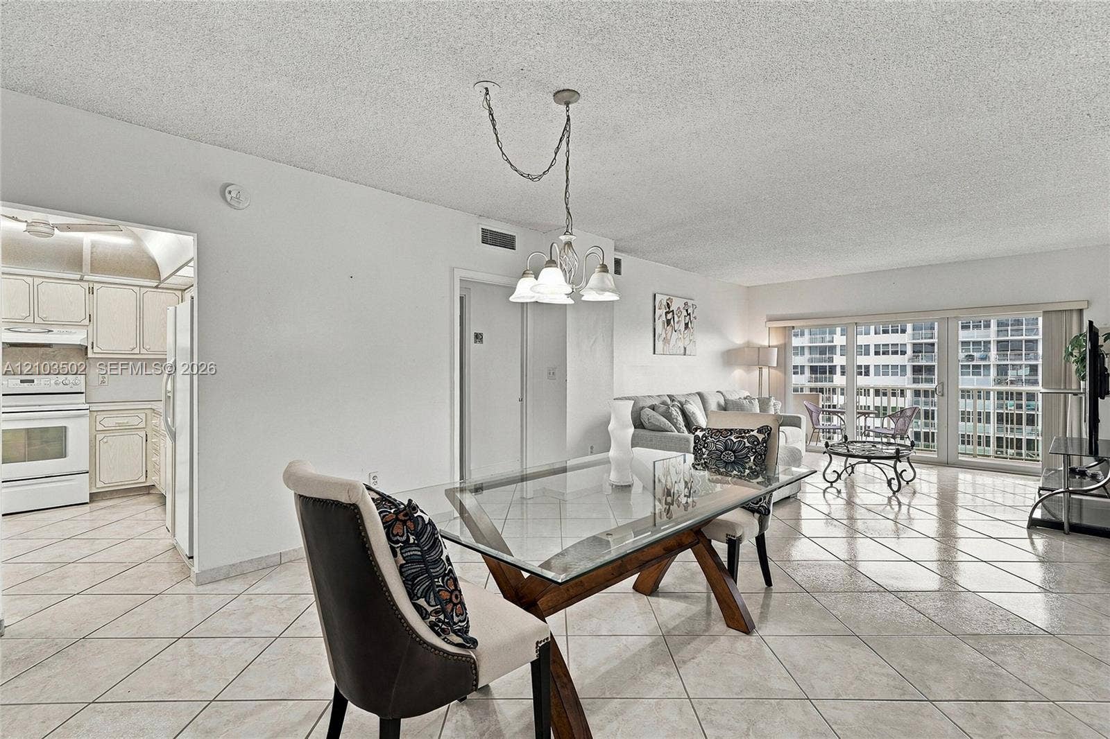 1980 S Ocean Drive, #19A, Hallandale Beach, FL 33009 Photo 3