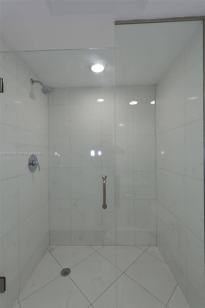 500 Brickell Avenue, #1607, Miami, Miami, FL 33131 Photo 25