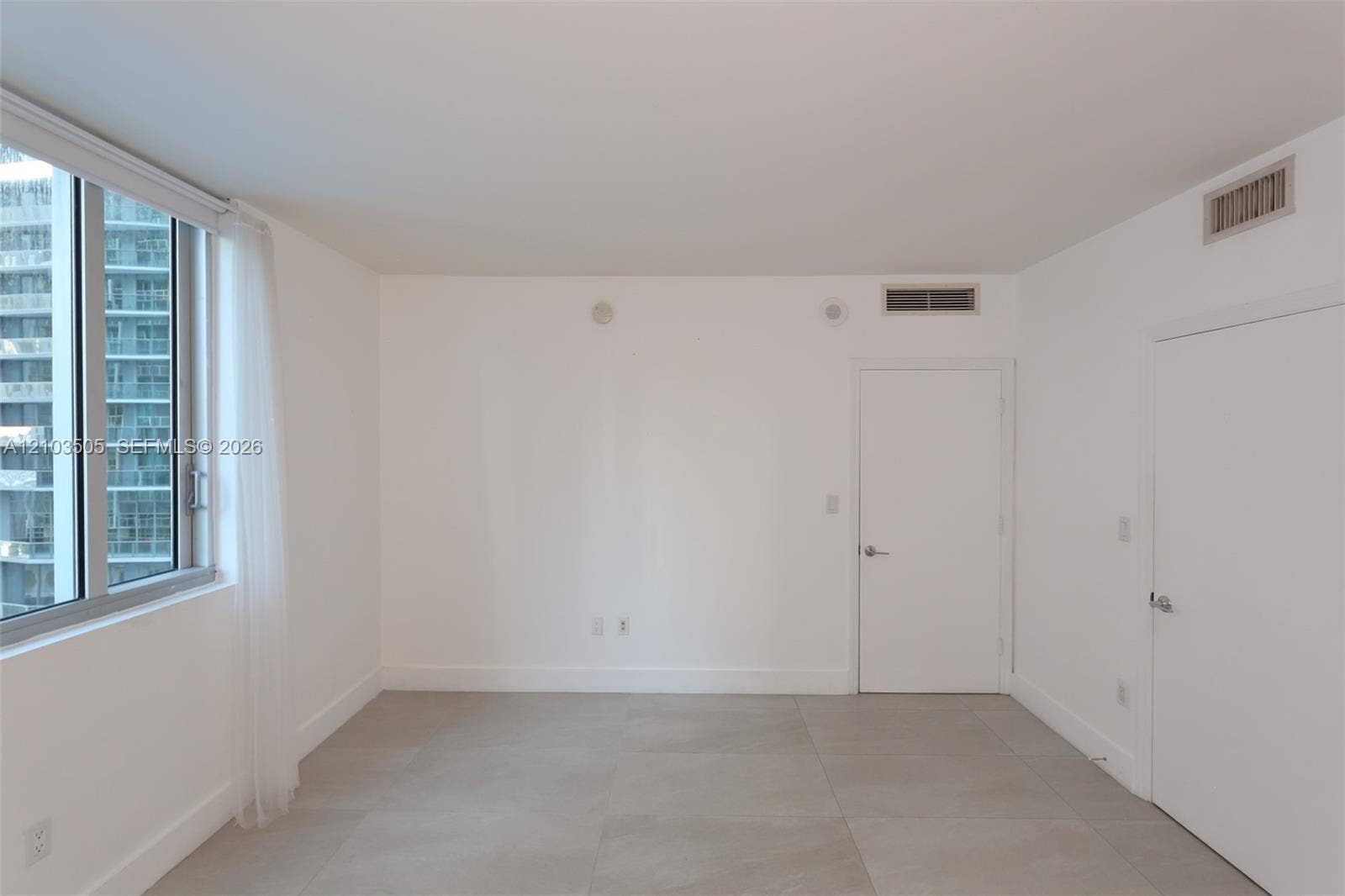 500 Brickell Avenue, #1607, Miami, Miami, FL 33131 Photo 20