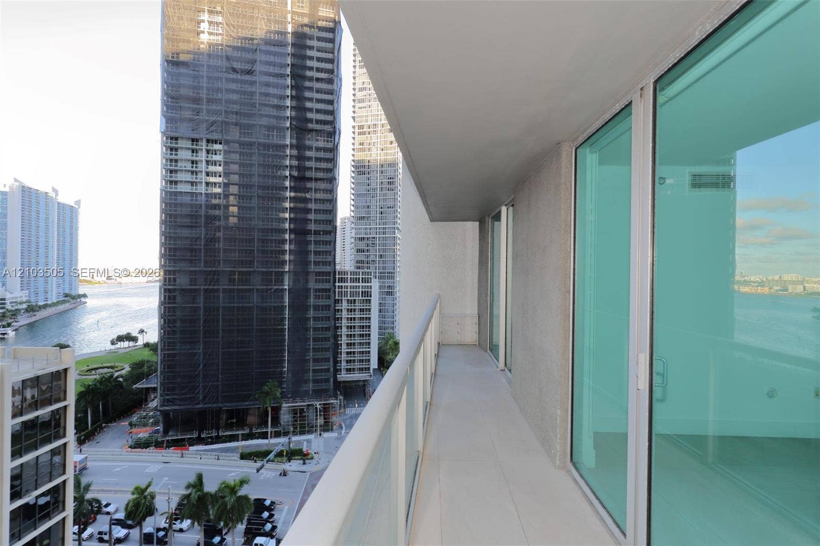 500 Brickell Avenue, #1607, Miami, Miami, FL 33131 Photo 18