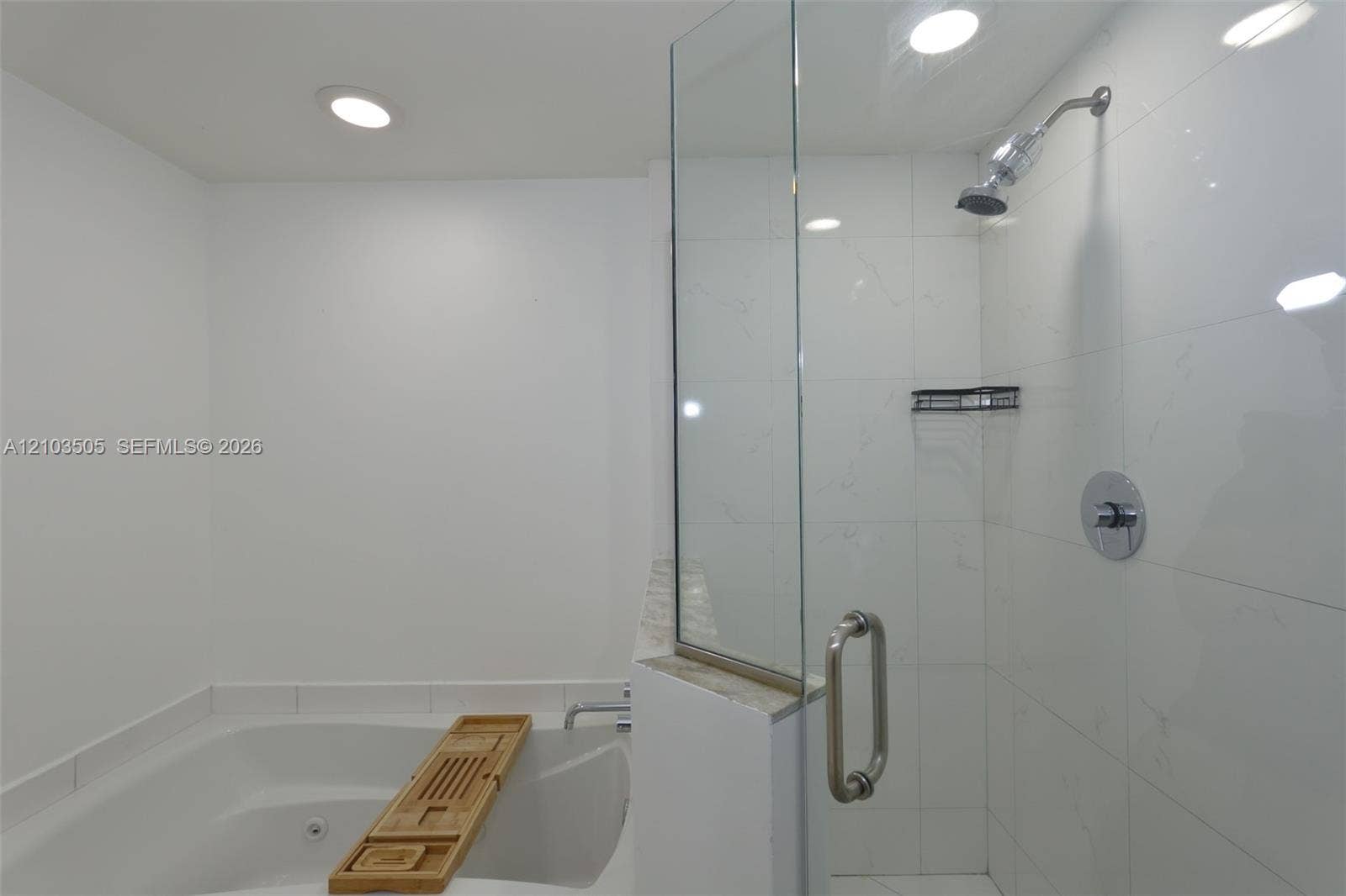 500 Brickell Avenue, #1607, Miami, Miami, FL 33131 Photo 16