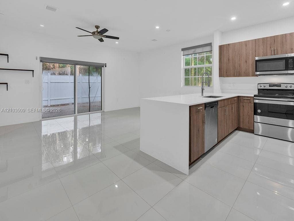 1350 Crystal Way, #108, Delray Beach, Delray Beach, FL 33444 Photo 10