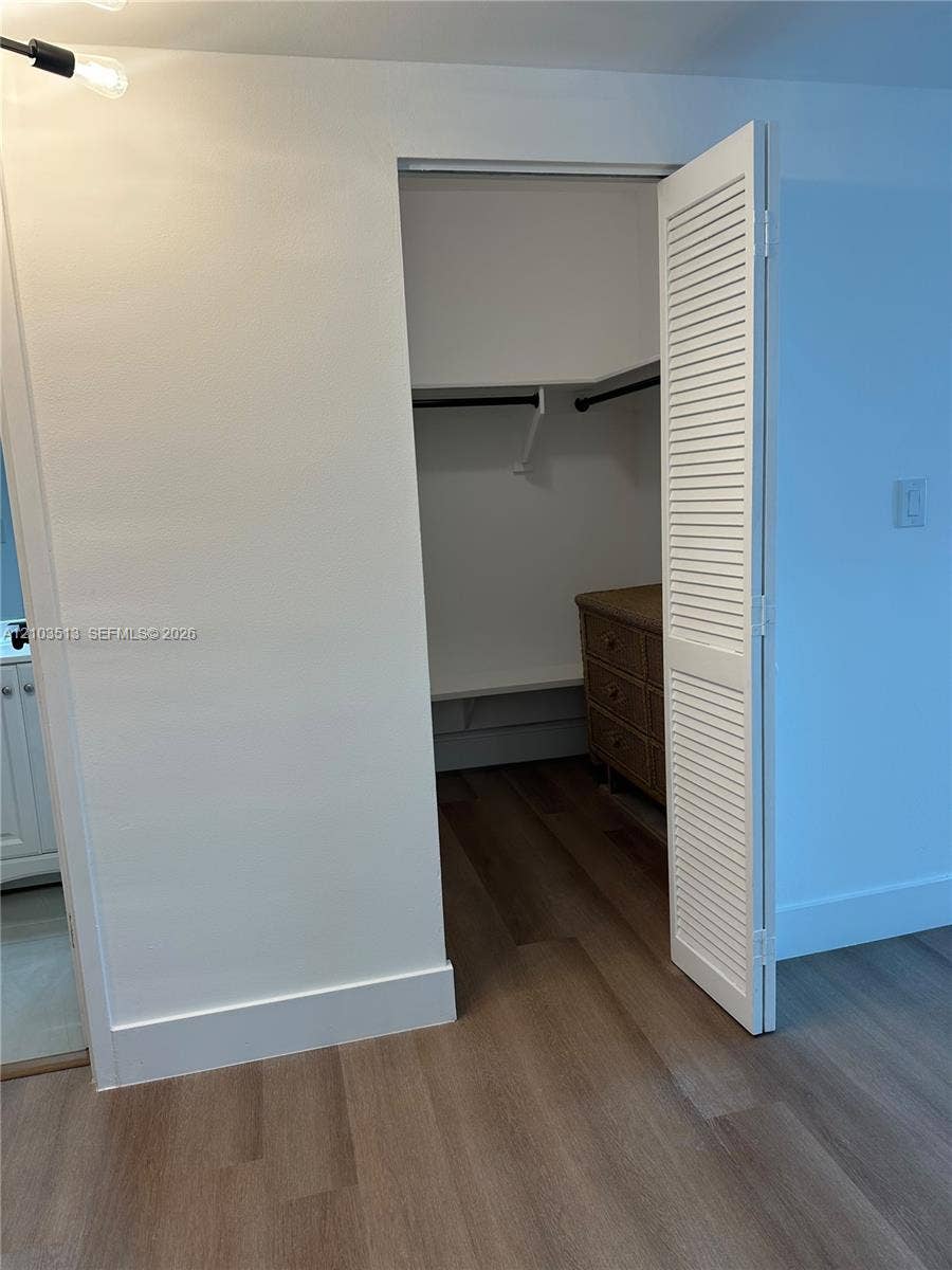 801 Brickell Bay Drive, #1463, Miami, FL 33131 Photo 6