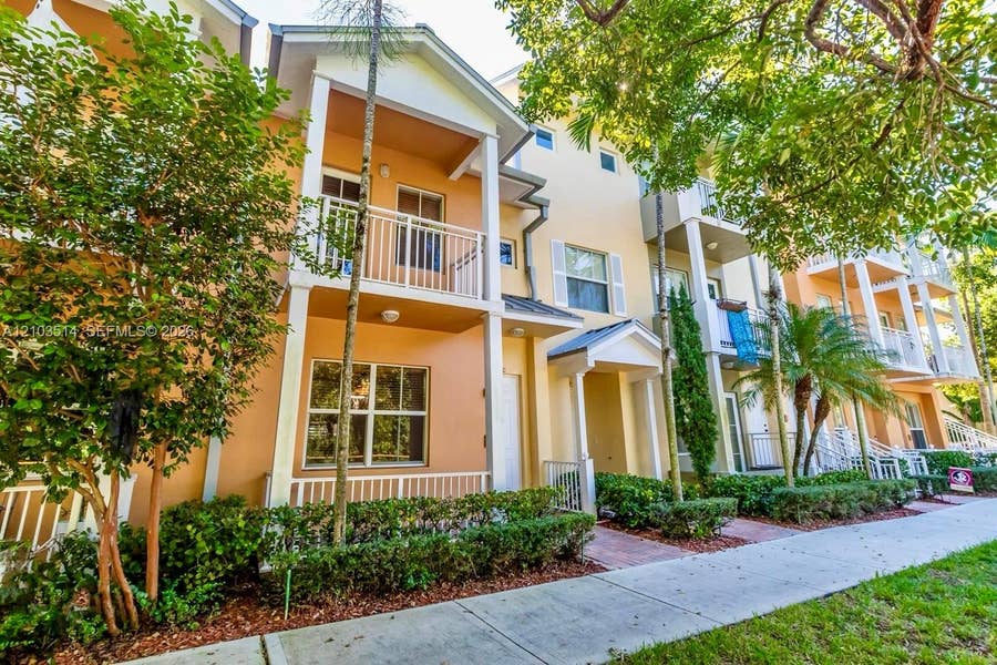 Property photo for 300 SW 14th Avenue, #300, Fort Lauderdale, FL