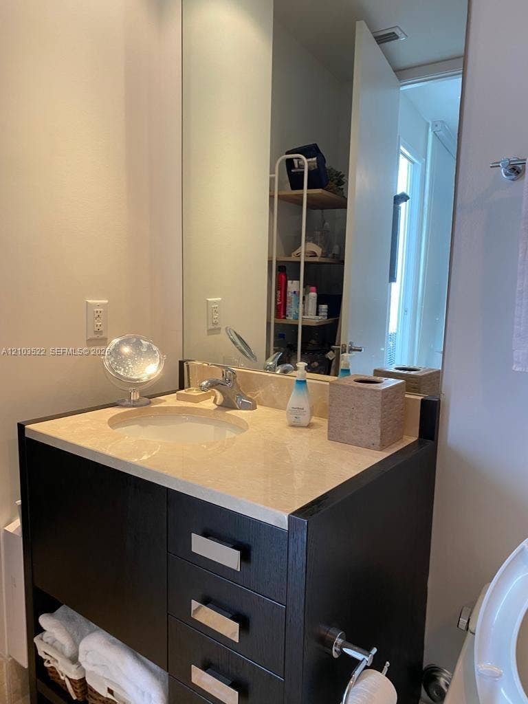 18201 Collins Avenue, #3306, Sunny Isles Beach, Sunny Isles Beach, FL 33160 Photo 2