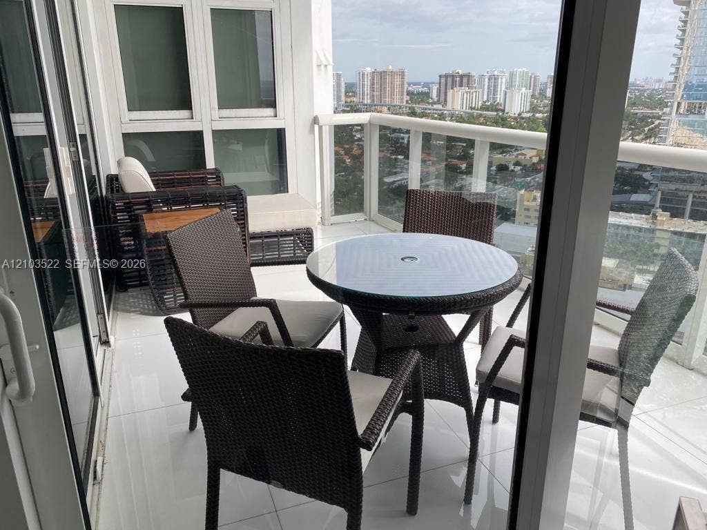 18201 Collins Avenue, #3306, Sunny Isles Beach, Sunny Isles Beach, FL 33160 Photo 12