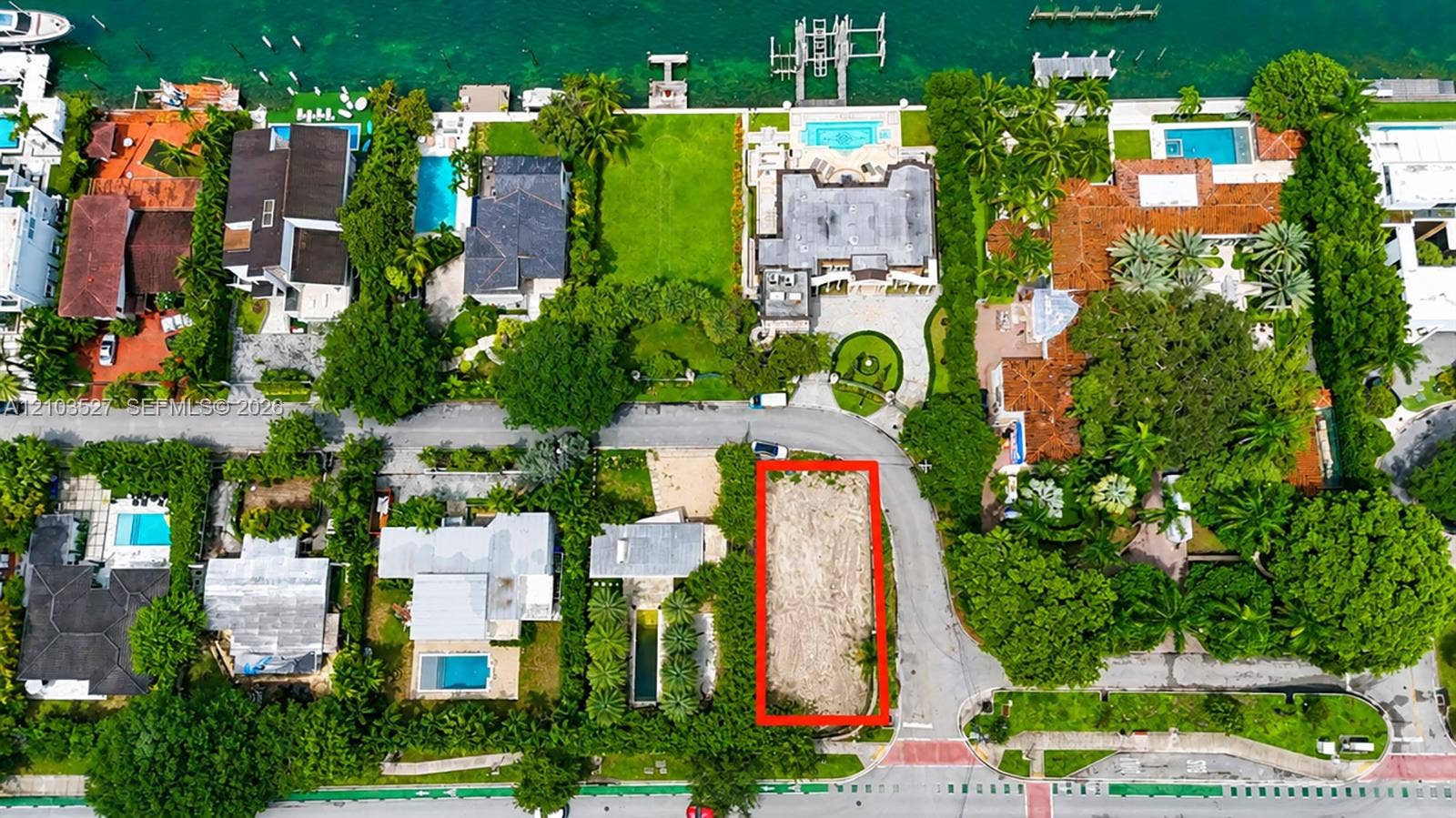 920 N Venetian Drive, Miami, FL 33139 Photo 10