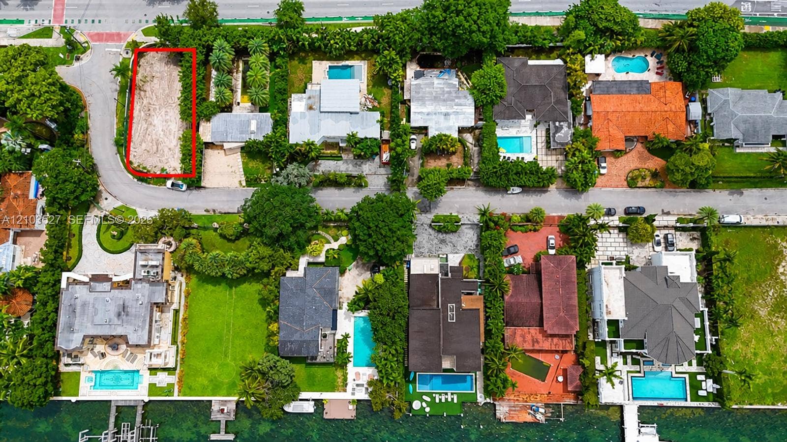 920 N Venetian Drive, Miami, FL 33139 Photo 11