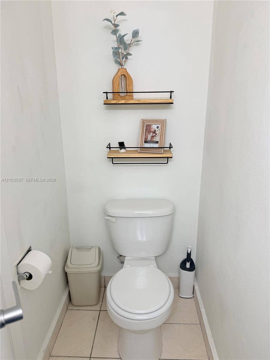 18111 NW 68th Avenue, #G206, Hialeah, FL 33015 Photo 3