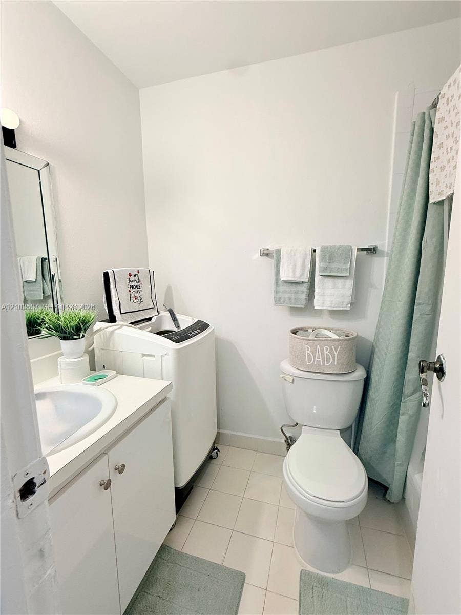 18111 NW 68th Avenue, #G206, Hialeah, FL 33015 Photo 8