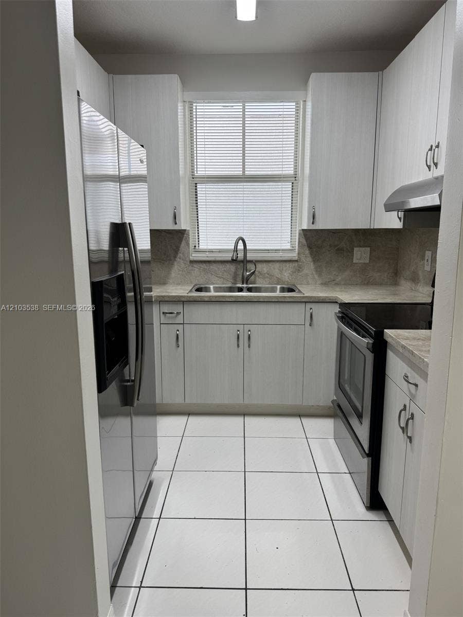 14312 NW 83rd Place, #14312, Miami Lakes, Miami Lakes, FL 33016 Photo 6