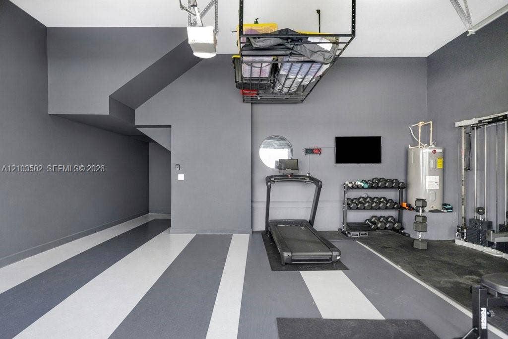 Doral, FL 33166 GARAGE / GYM