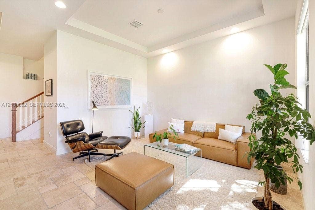 Doral, FL 33166 Photo 11