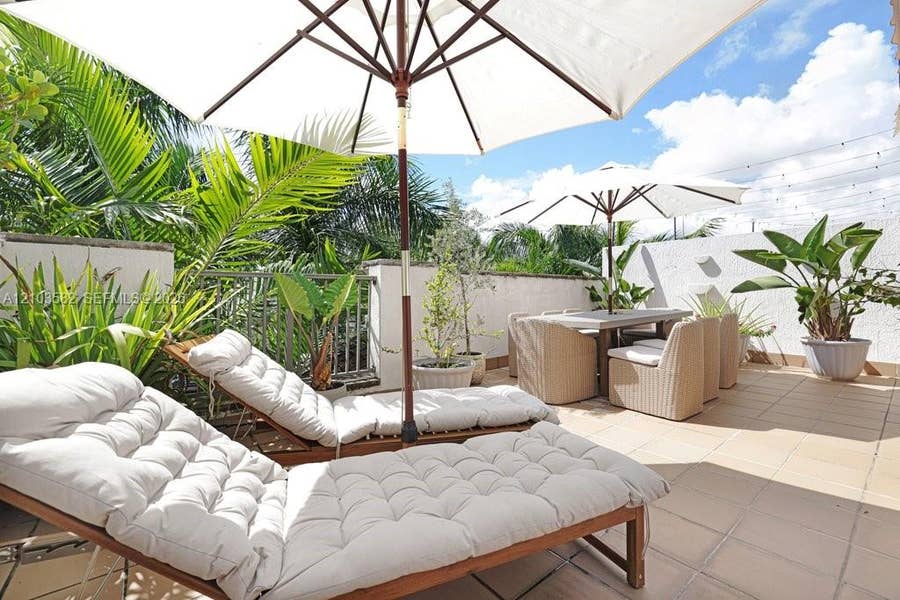 Property photo for Doral, FL