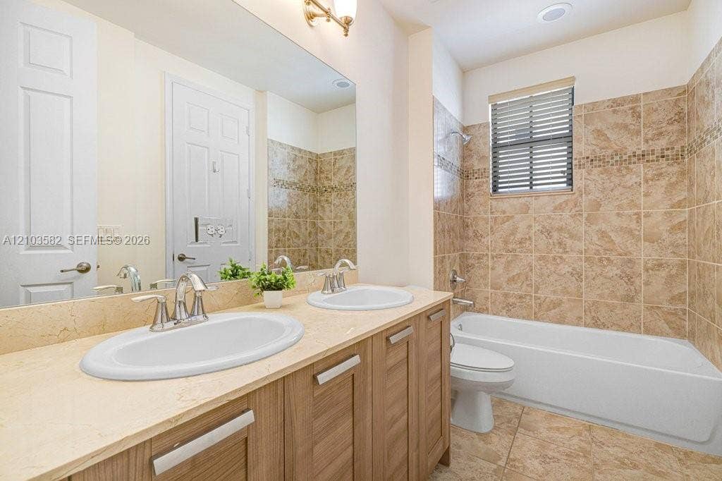 Doral, FL 33166 Photo 25