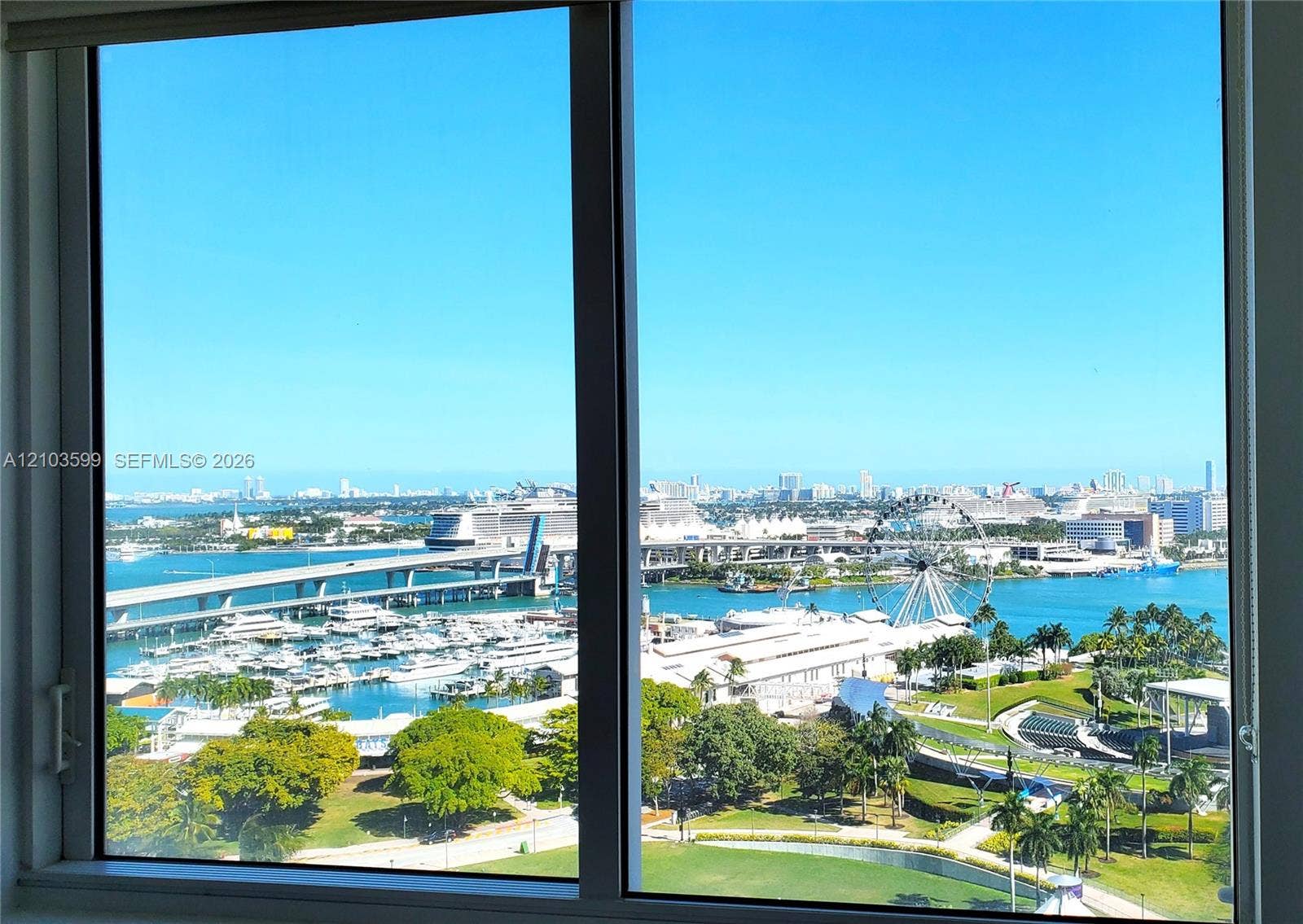 2nd bedroom direct water view