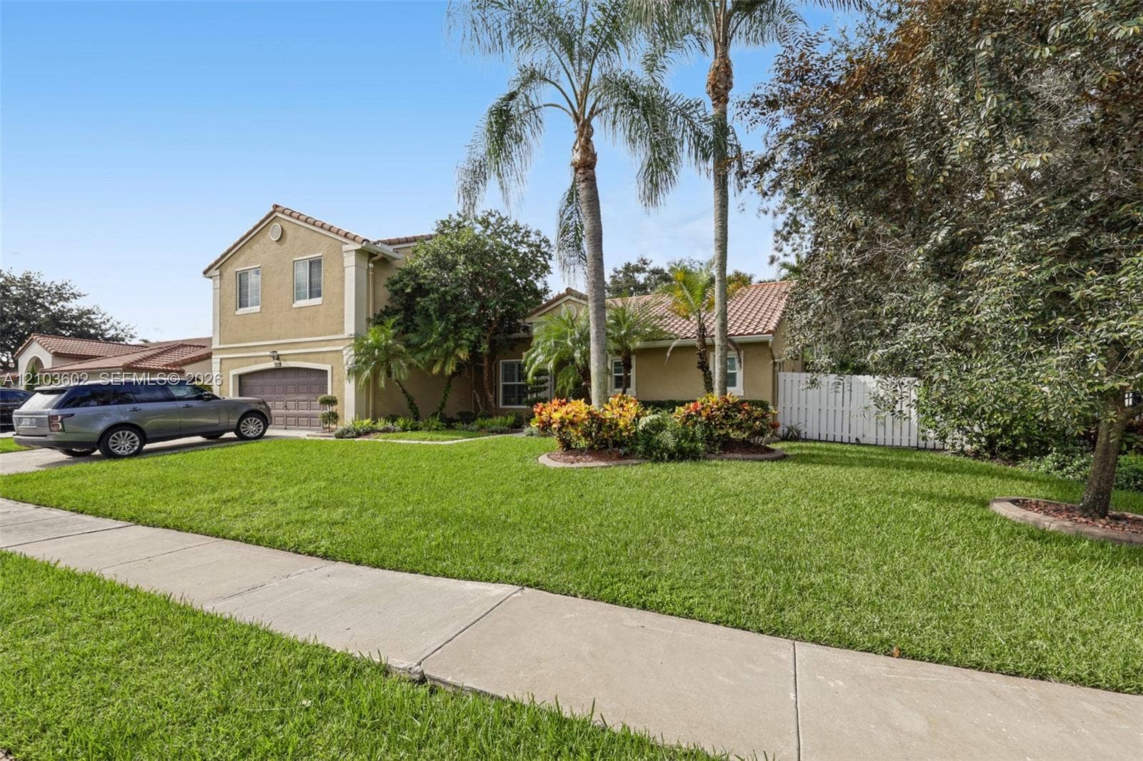 1203 NW 127th Drive, Sunrise, FL 33323 Photo 6