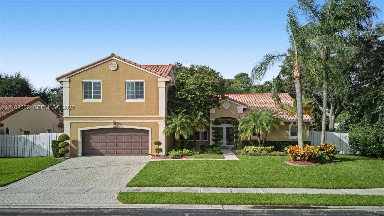 1203 NW 127th Drive, Sunrise, FL 33323 Photo 2