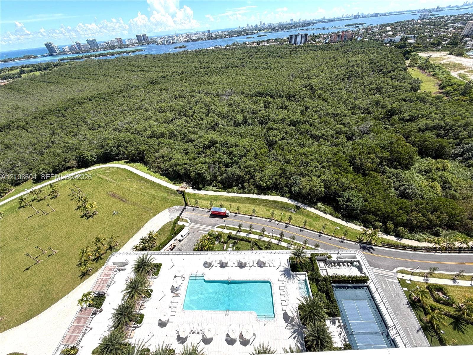 2411 Laguna Circle, #2504, North Miami, North Miami, FL 33181 Photo 14