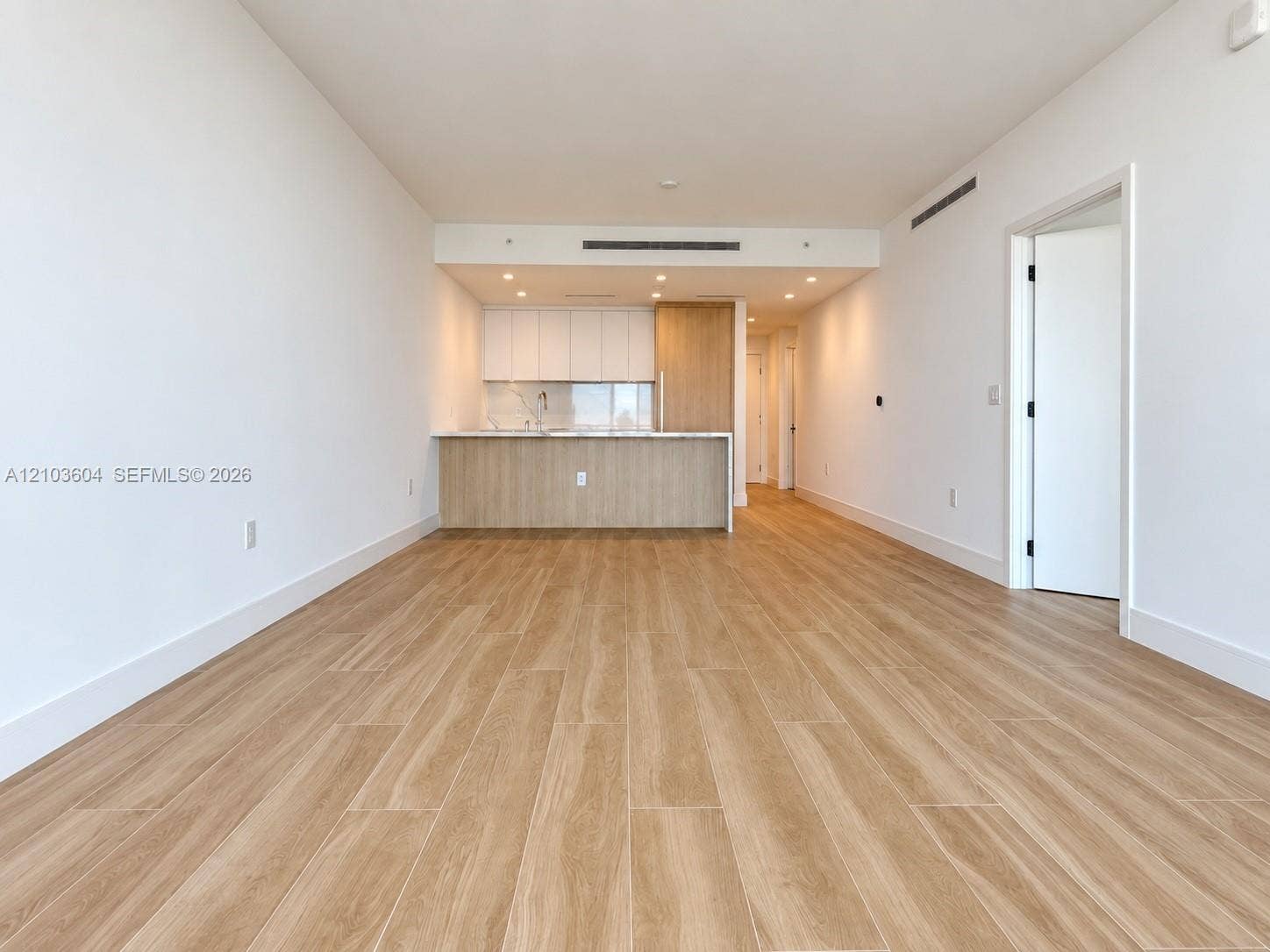 2411 Laguna Circle, #2504, North Miami, North Miami, FL 33181 Photo 4